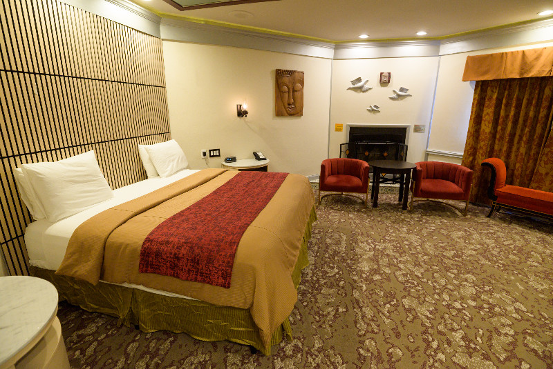 Asian Theme Suites 