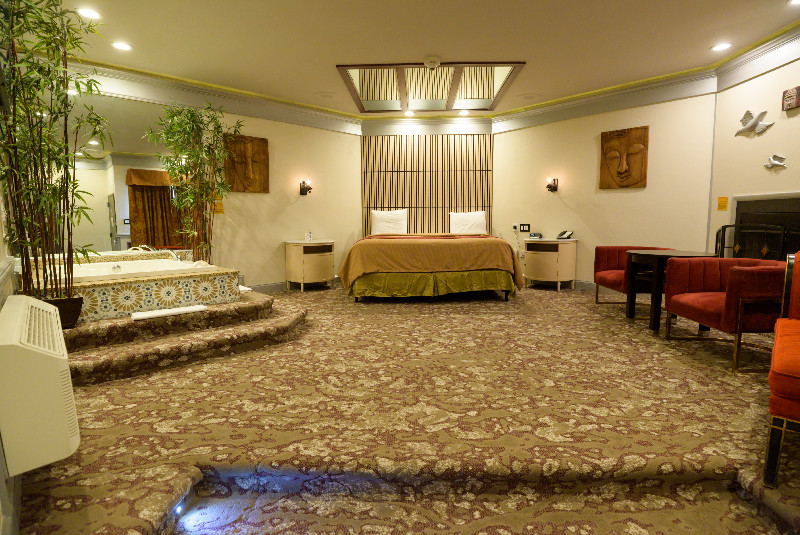 Inn of The Dove - Guest Room