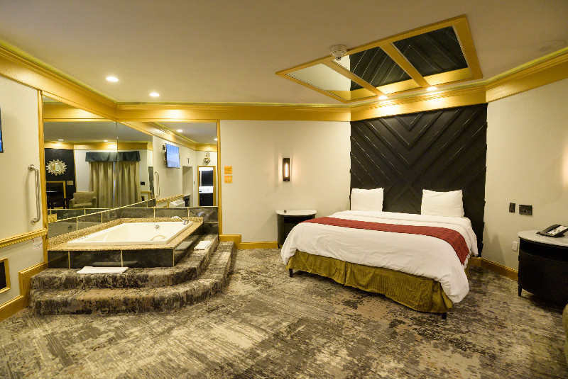 Inn of The Dove - Guest Room