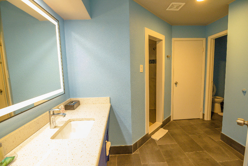 Blue Romantic Theme Suite