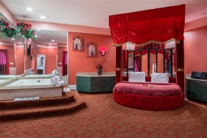 Red Romantic Suite