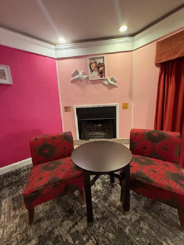 Sweetheart Theme Suite 