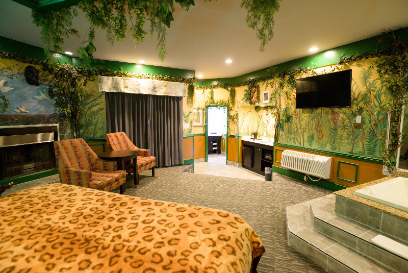 Inn of The Dove - Guest Room
